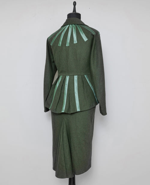 green 1940s coat vintage