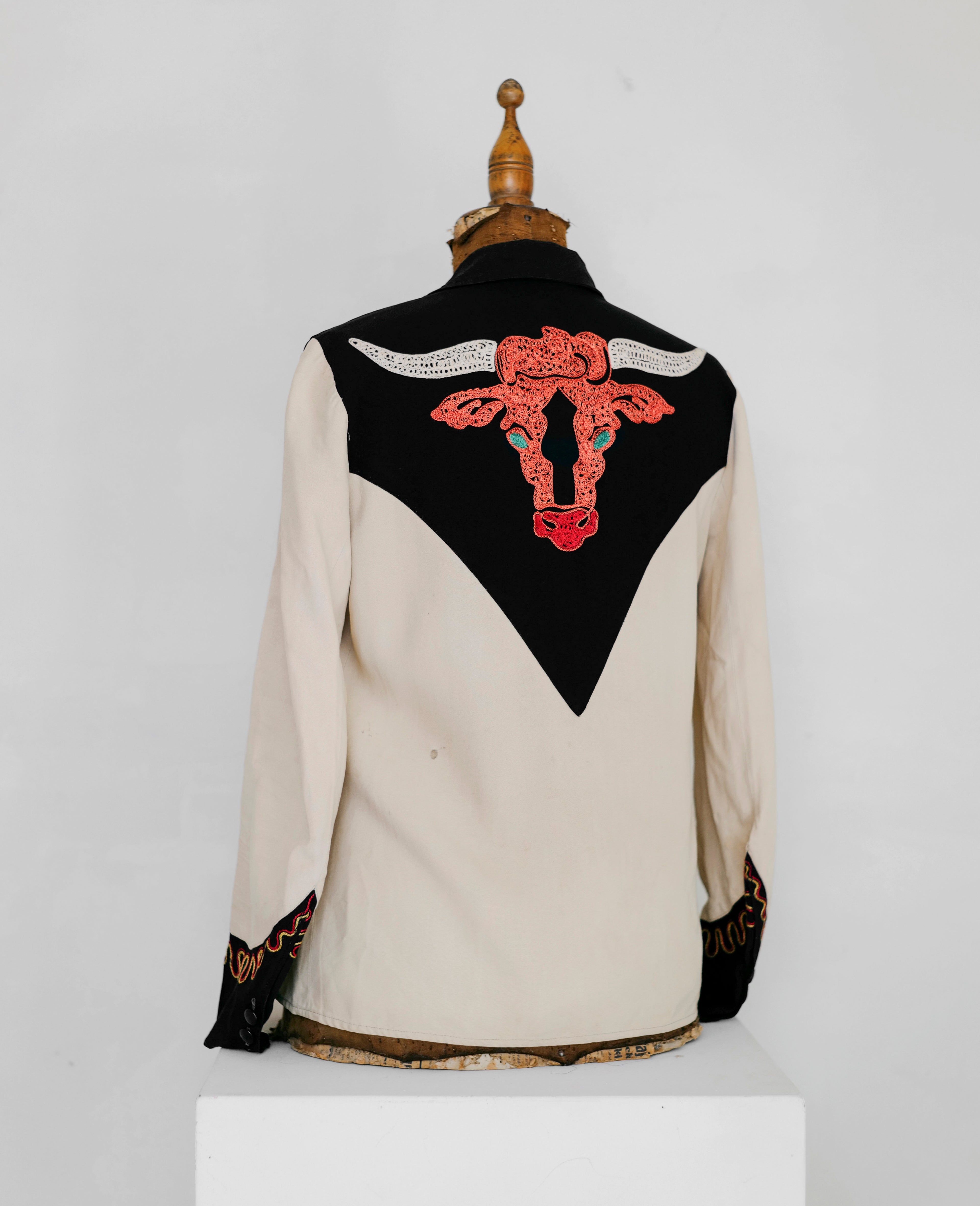 vintage western shirt with embroidered bull